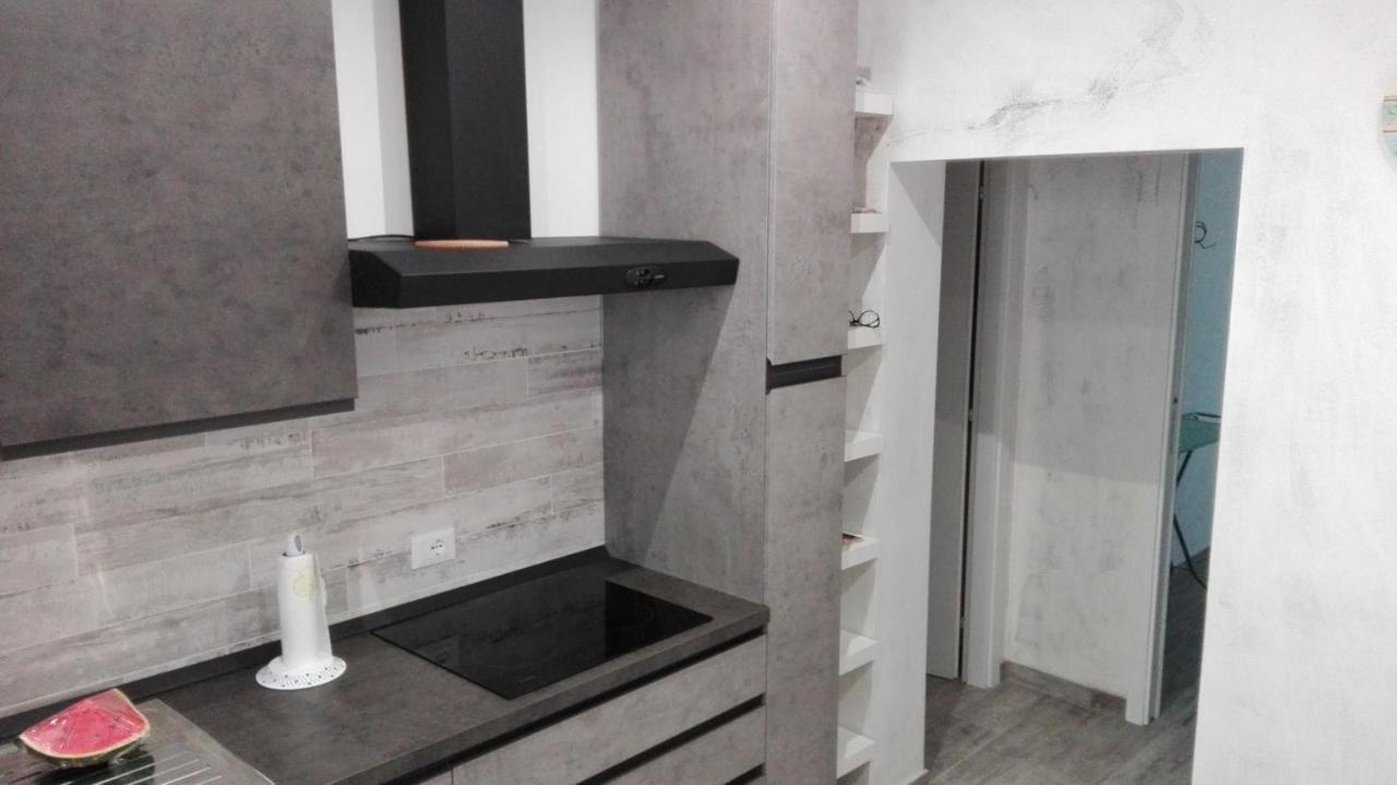 Casa Vacanze Tre Stelle テルモリ エクステリア 写真